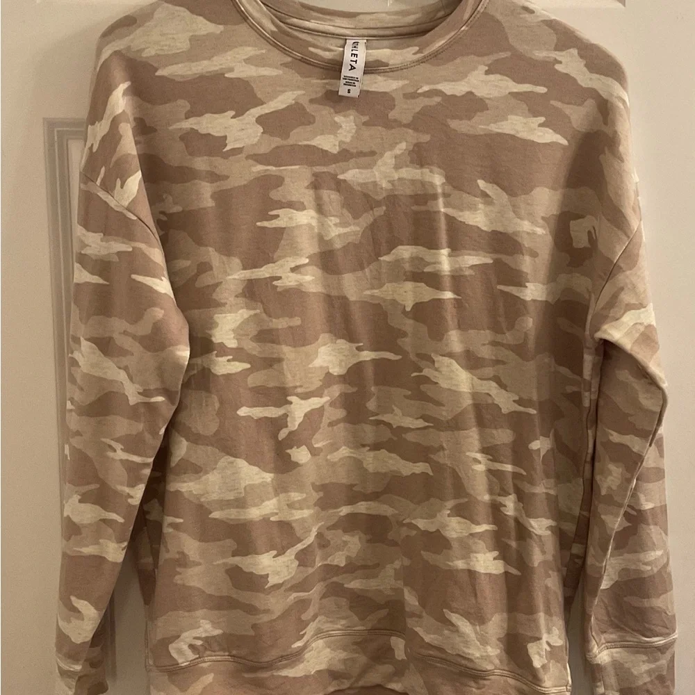 Athleta Studio to Street Oatmeal Camo Crewneck Sweatshirt - Small - Picture 3 of 7